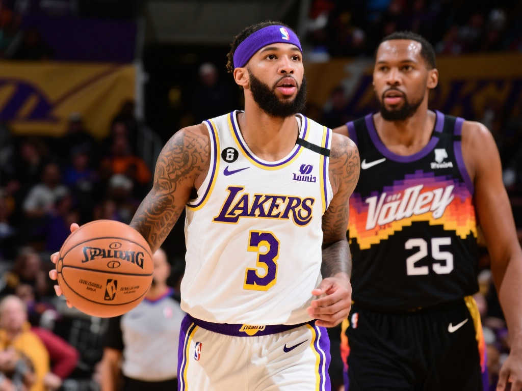 用实际行动 用实际行动