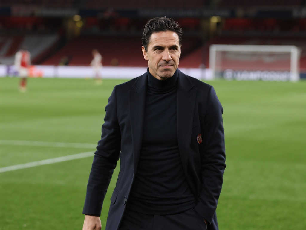 中占据了绝 中占据了绝