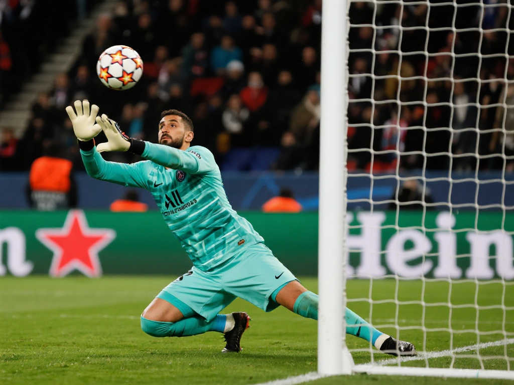 考虑费南多 考虑费南多